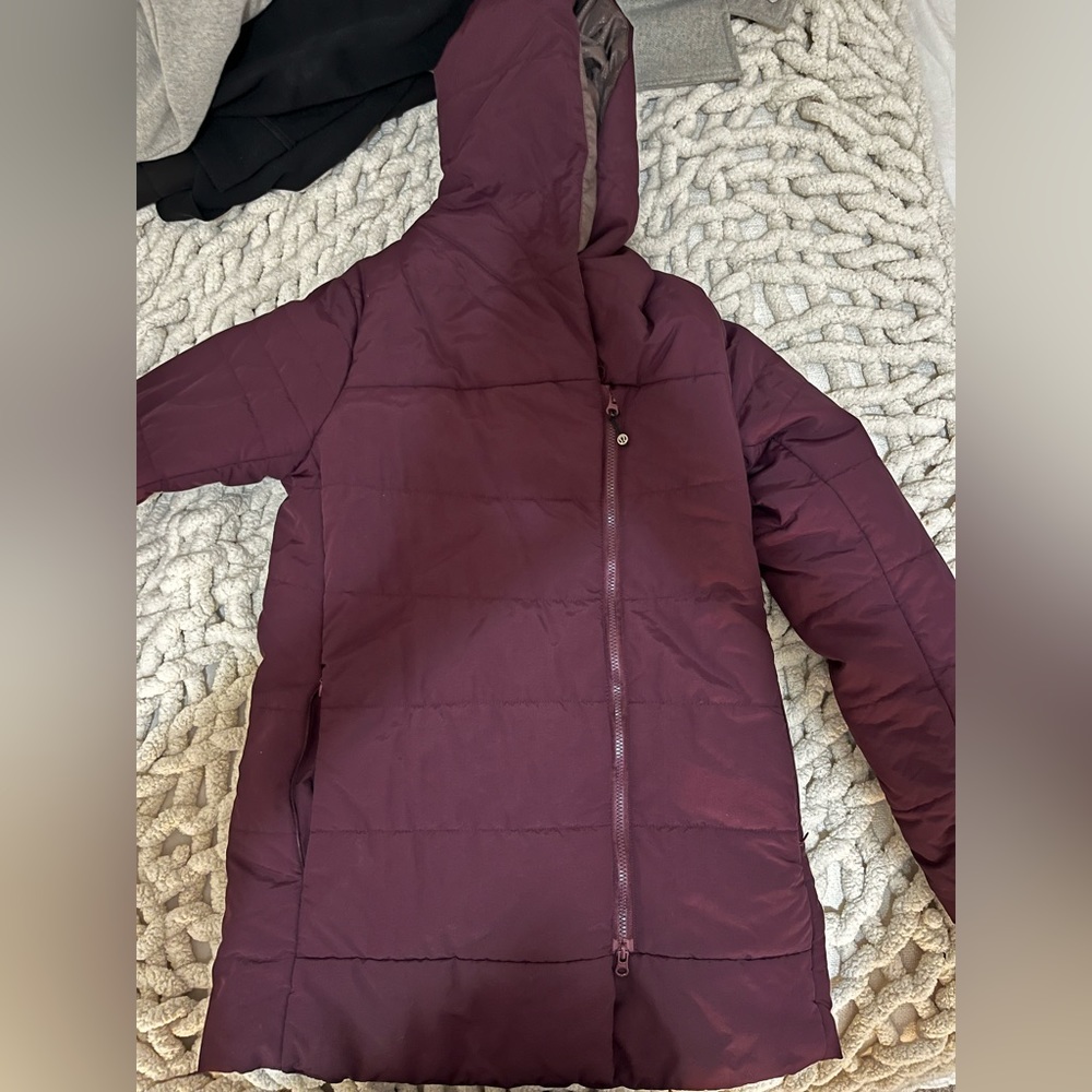 Lululemon purple puffer coat